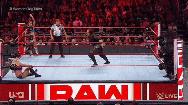 Alexa vs Nia and Tamina 2.gif