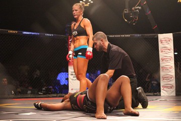 holly-holm-360x240.jpg