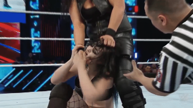 paige tag 7 neck crank.gif